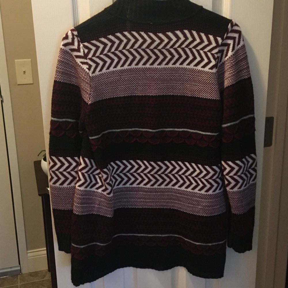 Vanity Cardigan - Picture 6 of 8